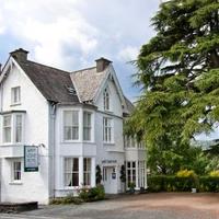 White Lodge Hotel