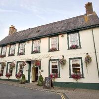 GEORGE HOTEL