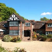 Arundel Holt Court B & B