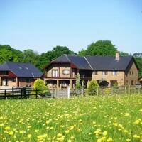 Acorn Court Country House