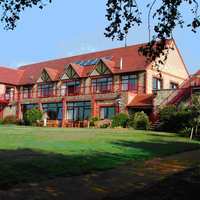 Wrag Barn Golf & Country Club