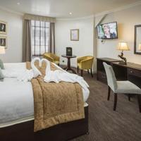 Albany Hotel