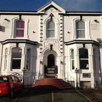 Balmoral Lodge Hotel