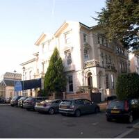 Churchills Hotel