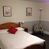 Oak Farm Hotel (M6 J12)