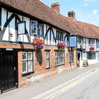 Legacy Rose and Crown Hotel