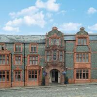 Castle Hotel