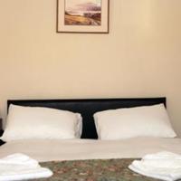 Crags Hotel