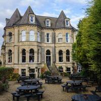 Channings Hotel