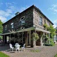 Nythfa House