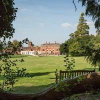 Oakley Hall Hotel