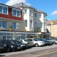 Carisbrooke Hotel