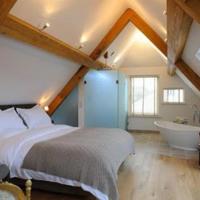 Eckington Manor