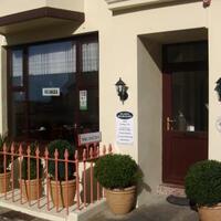 Farnham Hotel