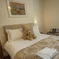 Kensington Court Holiday Apartments