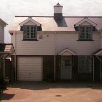 Bo s Holiday Cottage
