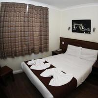 Ascot Hyde Park Hotel