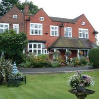 Barons Court Hotel